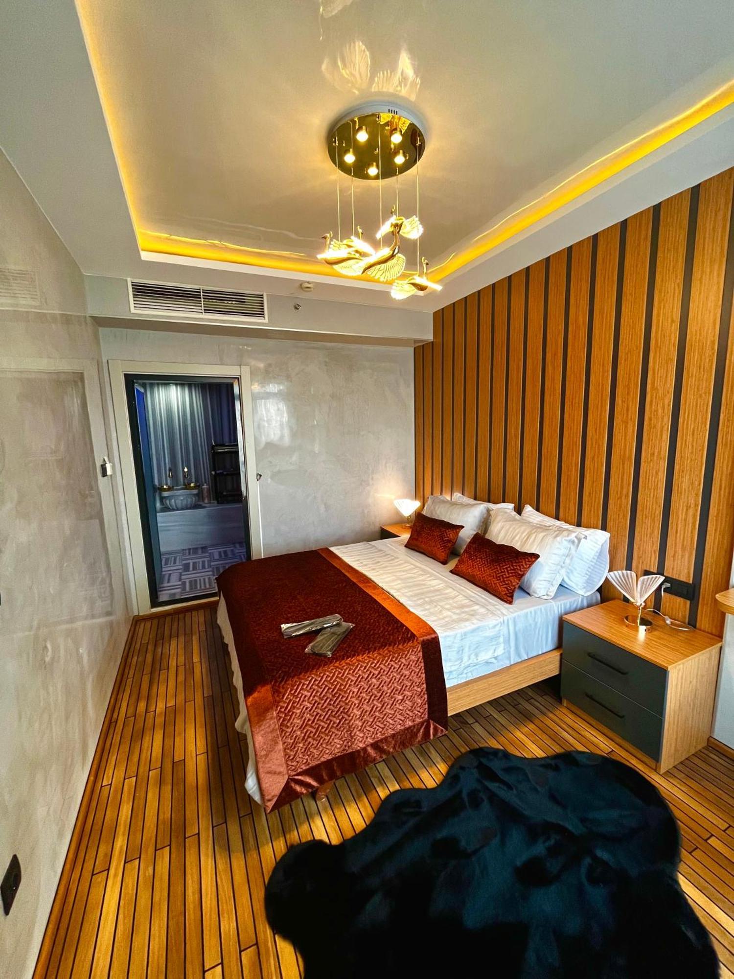 Sabiha Gokcen Hotel Istanbul Houses Exteriér fotografie